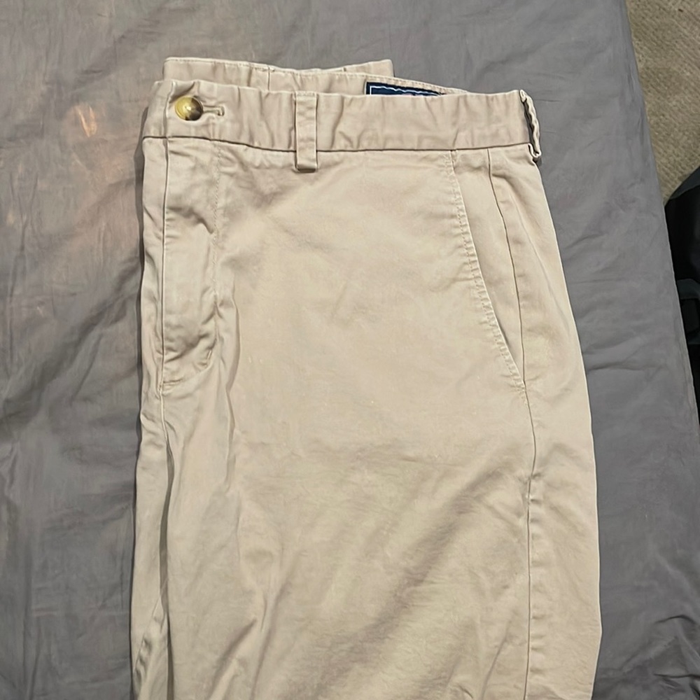 Vineyard Vines Khaki Breaker Shorts